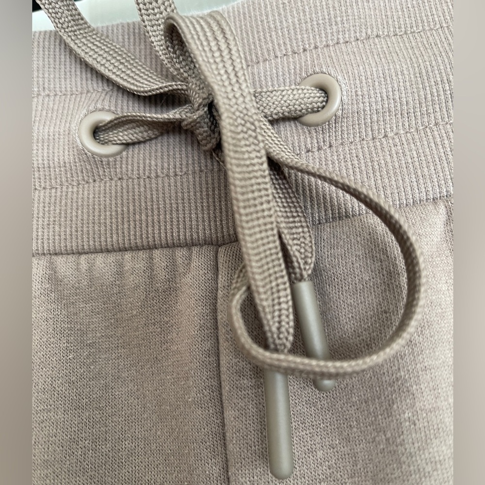 Xersion Taupe Jogger Sweatpants – Size XL | Fleece Lined Athleisure - Picture 3 of 9